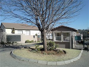 2 Bed Townhouse in Carenvale