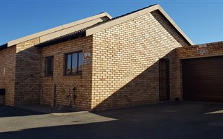 3 Bedroom House in Greenhills