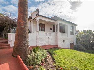 4 Bed House in Fresnaye