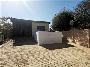 2 Bed Garden Cottage in Breaunanda
