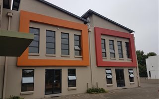44 m² Commercial space in Moreleta Park