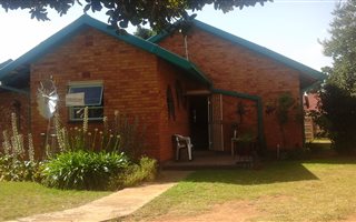 3 Bedroom House in Lindo Park
