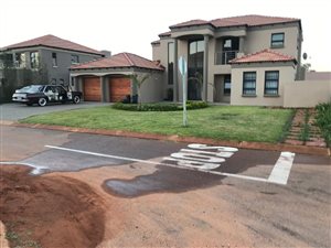 4 Bed House in Amandasig
