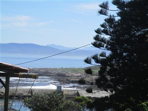6 Bed House in Gansbaai and surrounds
