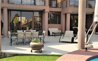4 Bedroom House in Kyalami Estate