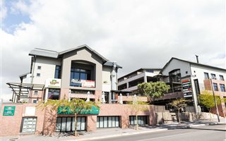 171 m² Commercial space in Durbanville Central