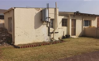 1 Bedroom Apartment in Geduld