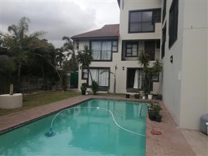 1 Bed Apartment in Tableview
