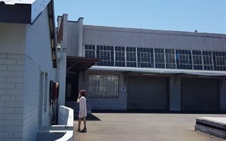 1300 m² Industrial space in Umbilo