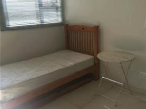 Bachelor apartment in Waterfall Country Estate