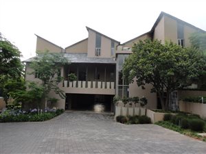 3 Bed House in Waterkloof Ridge