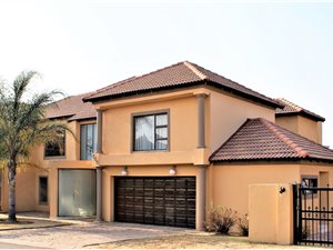 5 Bed House in Savannah Hills