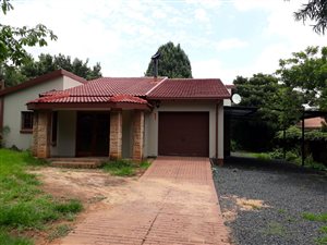 3 Bed House in Aerorand
