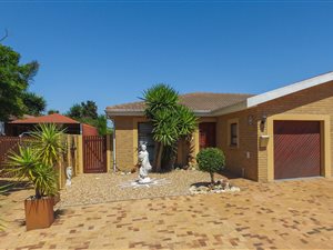 2 Bed House in Sonstraal Heights