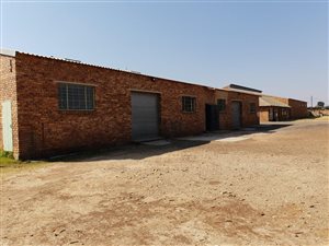 300 m² Industrial space in Brentwood Park