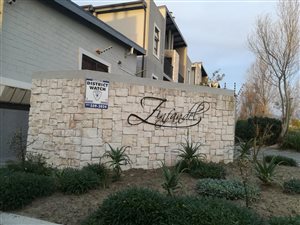 2 Bed Apartment in Burgundy Estate
