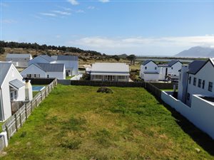 694 m² Land available in Bluewater Estate