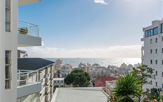 1 Bedroom Apartment in Sea Point