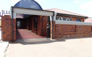 3 Bedroom House in Protea Glen