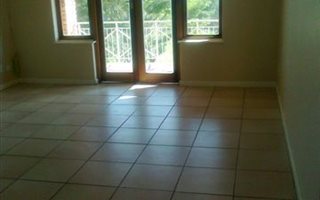 2 Bedroom Flat in Pelham