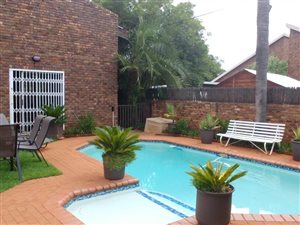 4 Bed House in Sinoville