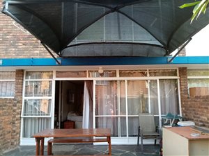 2 Bed Duplex in Roseville