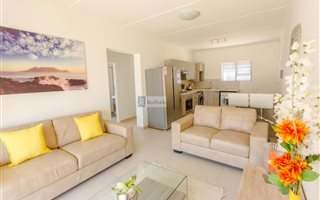 2 Bedroom Apartment in Carlswald Estate