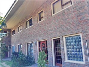 6 Bed House in Heiderand