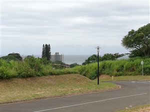 858 m² Land available in Sea Park