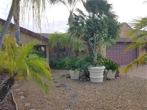 3 Bed House in Sonstraal East