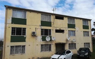 2 Bedroom Apartment in Greenbury
