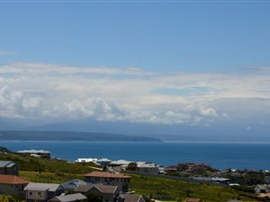4 Bed House in Whale Rock Heights