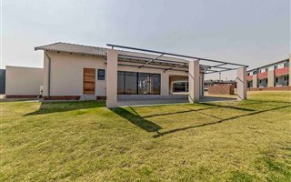 2 Bedroom Apartment in Magaliessig