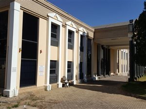 2200 m² Office Space in Bedfordview