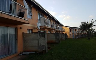 2 Bedroom Flat in Montclair