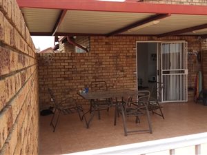 2 Bedroom Apartment in The Reeds