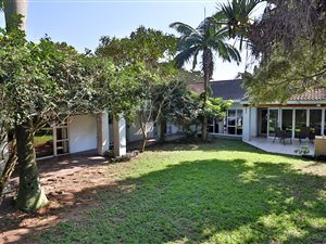 4 Bed House in Meerensee
