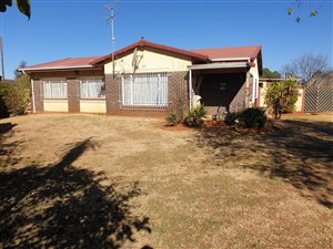 3 Bed House in Edelweiss