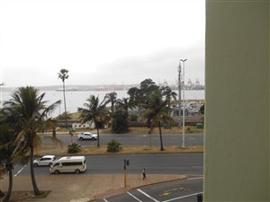 Studio Apartment in Albert Park