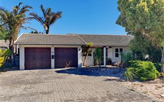 3 Bedroom Townhouse in Amandelsig