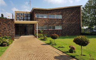 2 Bedroom Townhouse in Monument