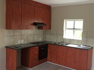 2 Bed House in Paarl Central East