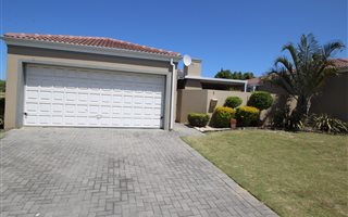 3 Bedroom Townhouse in Kleinbron Park