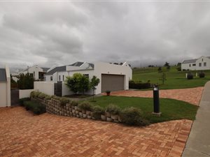 3 Bed House in Mont Fleur Mountain Estate