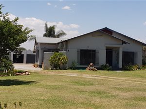 1.7 ha Farm in Randfontein