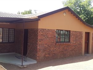 4 Bedroom House in Claremont