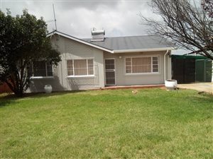 3 Bed House in Claremont