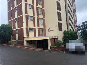 2.5 Bed Apartment in Carrington Heights