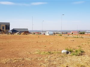 430 m² Land available in Golden Fields Estate