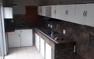 1 Bedroom House in Vredenburg